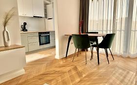 Bel Dom - The Park, Luxury 2 Rooms Apartment With Panorama