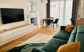 Bel Dom - The Park, Luxury 2 Rooms Apartment With Panorama